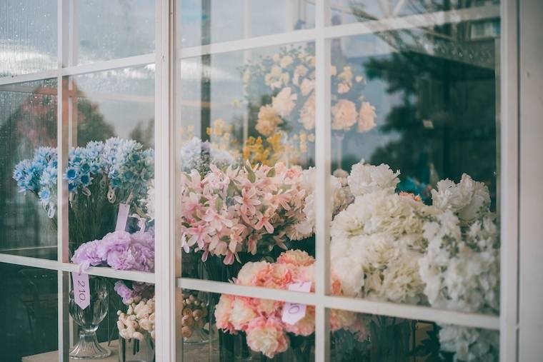 Shop Front Cleaning Services Shop Front Cleaning Services